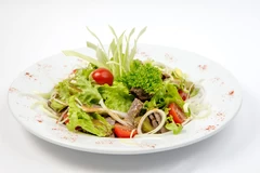 Салат с ростбифом