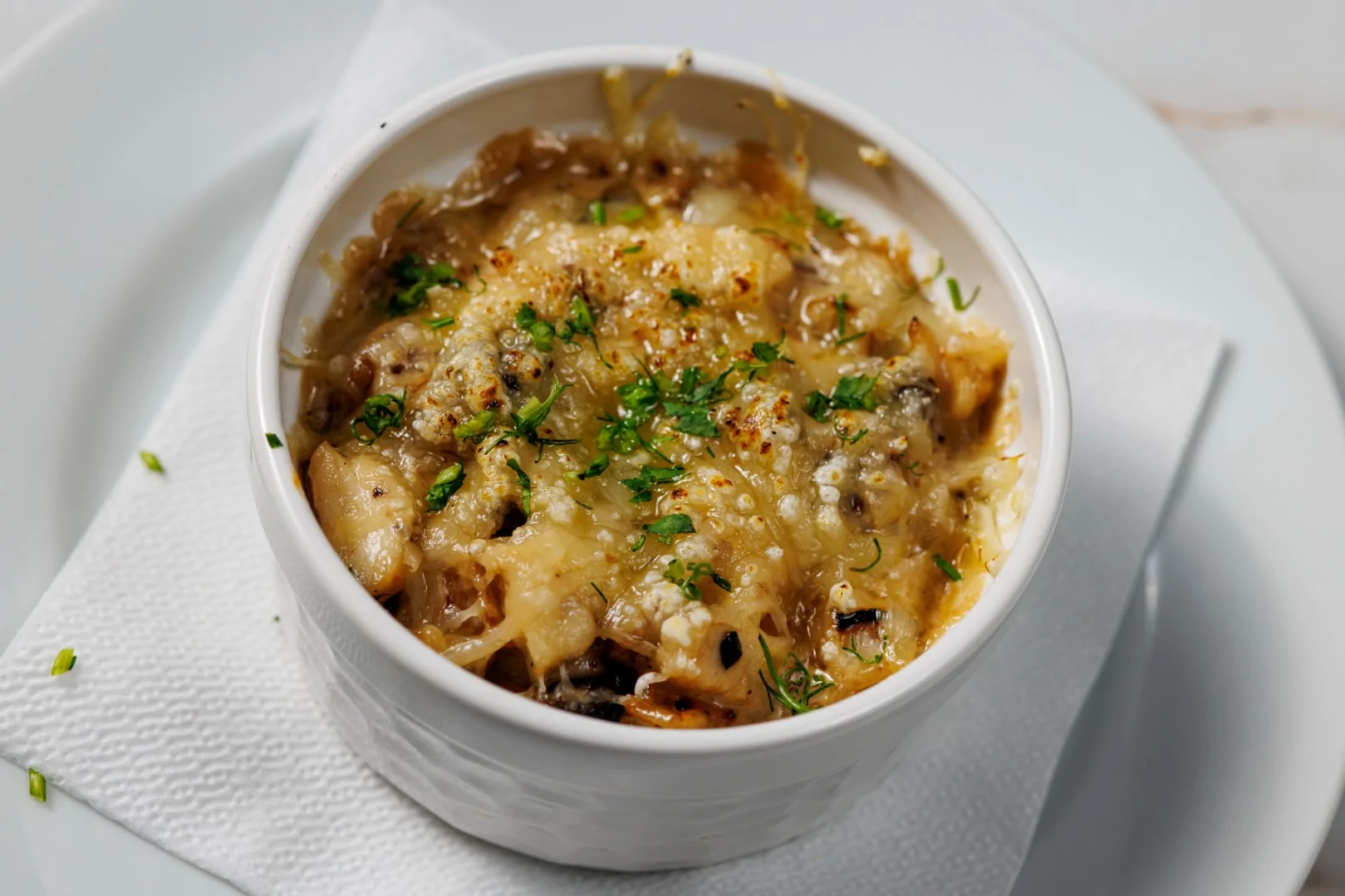 Жульен с индейкой и грибами